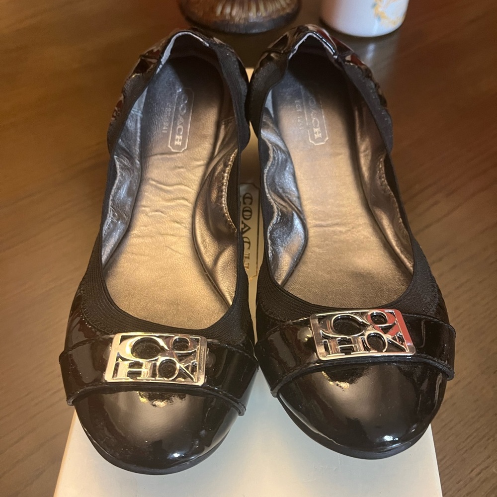 Black Coach Flats